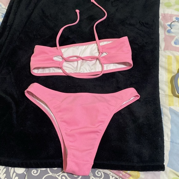 Pink ribbed bikini - Picture 2 of 4